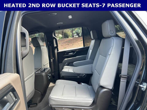 2025 GMC Yukon Elevation