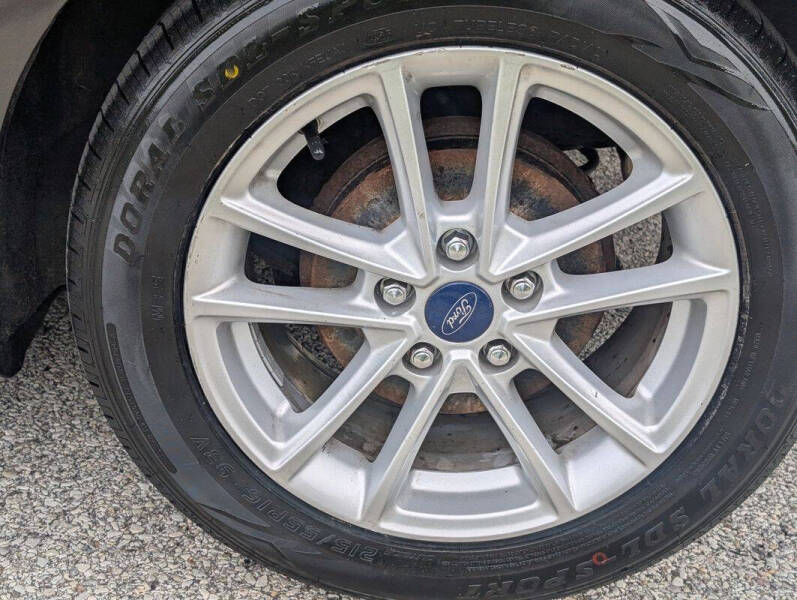 2017 Ford Focus SE