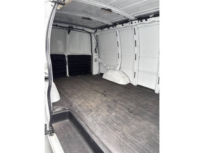 2018 Chevrolet Express 2500