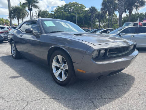 2014 Dodge Challenger SXT