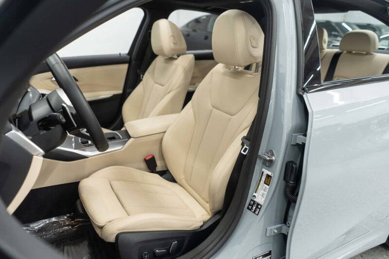 2025 BMW 3 Series 330i xDrive