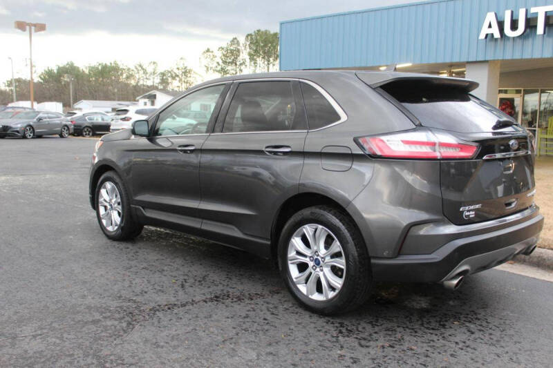 2020 Ford Edge Titanium
