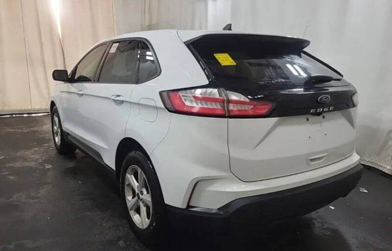 2021 Ford Edge SE