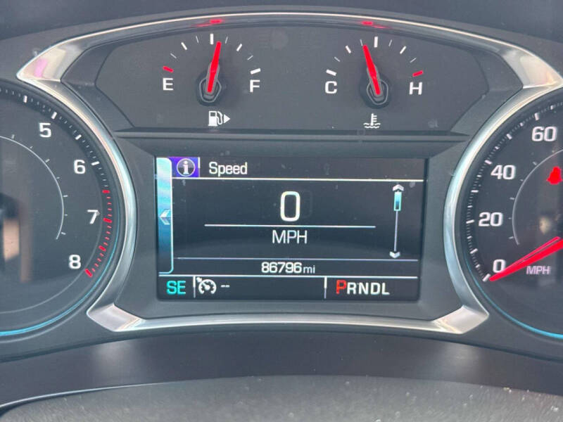 Used 2018 Chevrolet Malibu 1LT with VIN 1G1ZD5ST4JF281162 for sale in Cut Off, LA