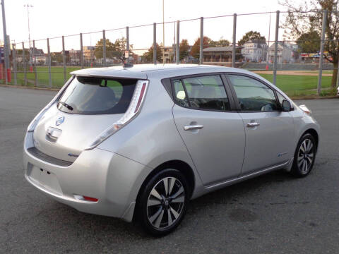 2017 Nissan LEAF SL
