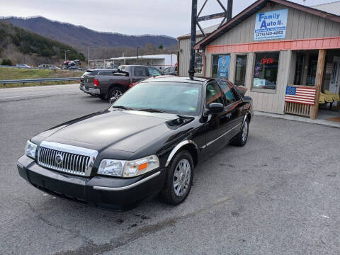 2008 Mercury Grand Marquis for sale at FAMILY AUTO II in Pounding Mill VA