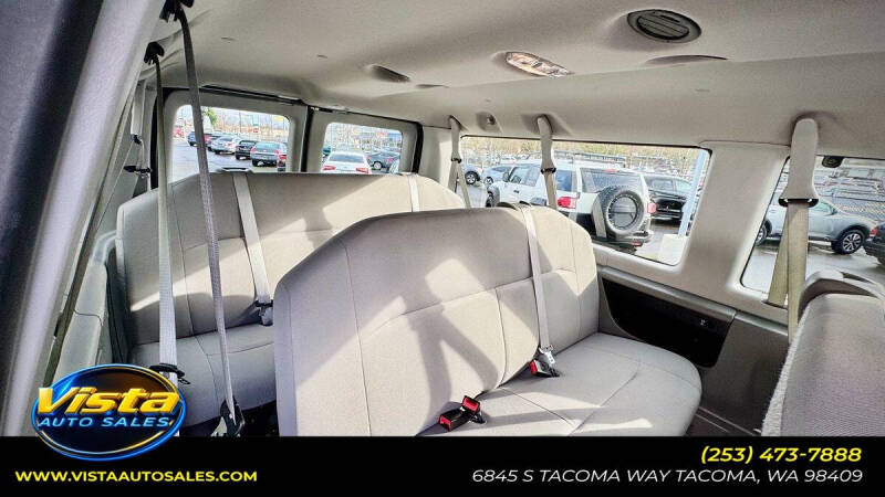 2013 Ford E-Series E-350 SD XLT