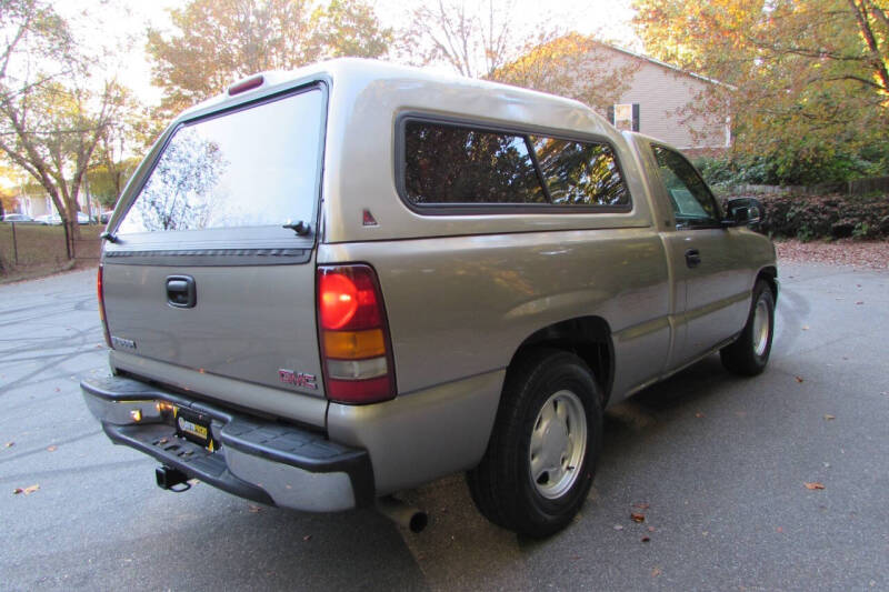 2000 GMC Sierra SL photo 6