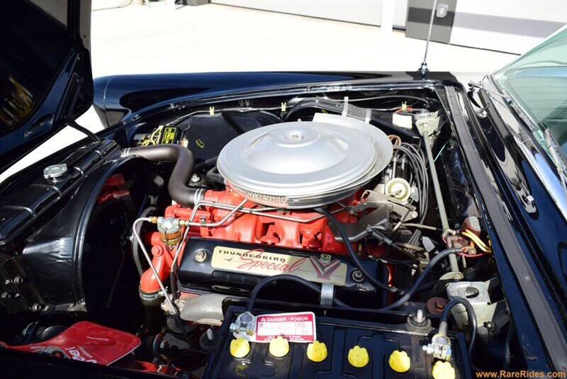 1957 Ford Thunderbird