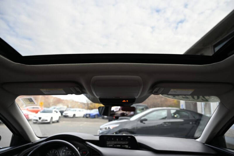 2024 Mazda Mazda3 Sedan 2.5 S Carbon Edition