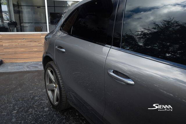 2016 Porsche Macan S