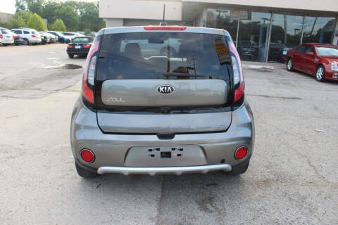 2018 Kia Soul +