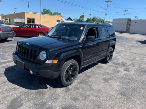 2013 Jeep Patriot for sale at L.A. Automotive Sales in Lackawanna NY
