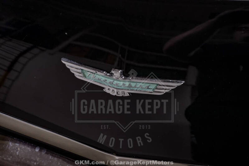 1957 Ford Thunderbird