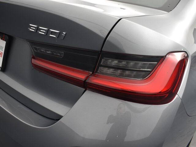 2024 BMW 3 Series 330i xDrive