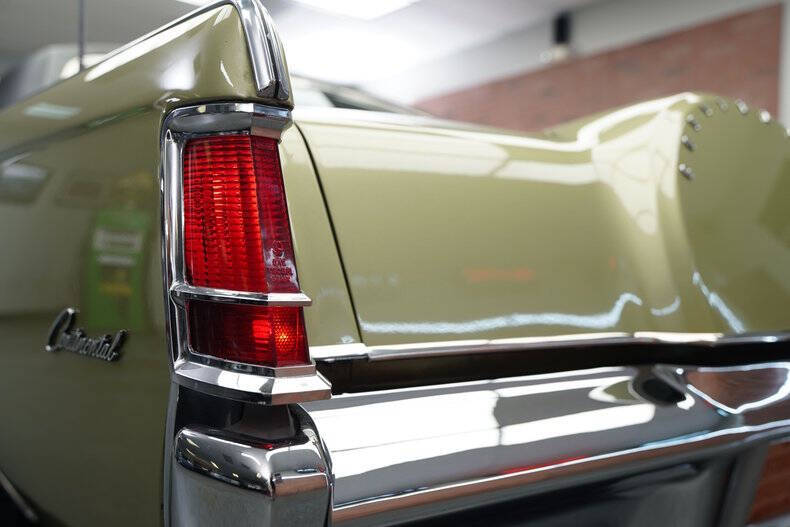 1969 Lincoln Continental