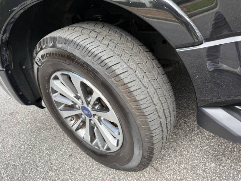 2017 Ford Expedition XLT