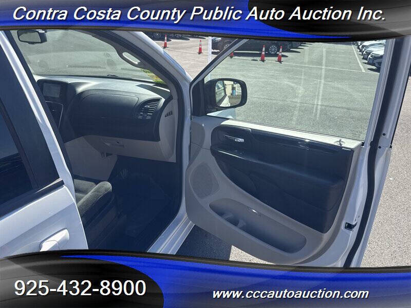 2017 Dodge Grand Caravan SE