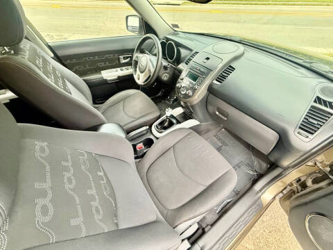 2012 Kia Soul +