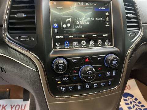 2017 Jeep Grand Cherokee Summit