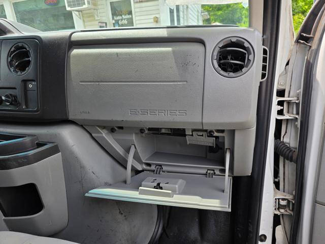 2012 Ford E-Series E-150