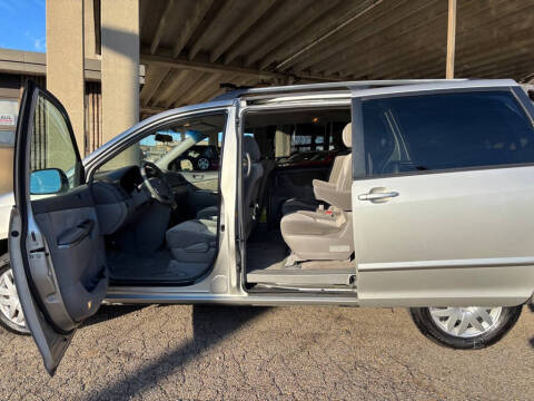 2006 Toyota Sienna