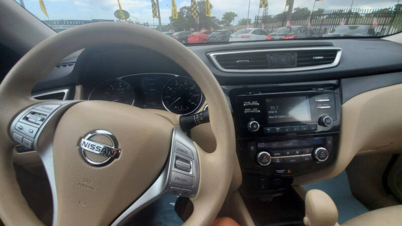 2014 Nissan Rogue SV