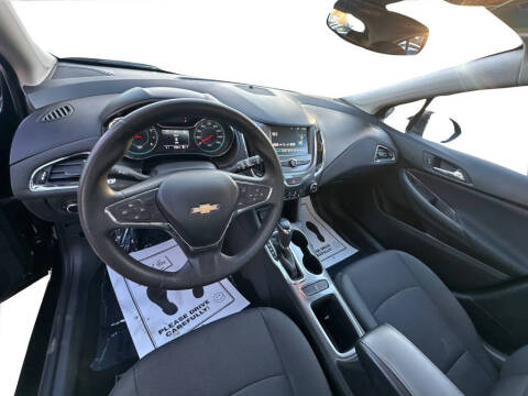 2017 Chevrolet Cruze LT Auto