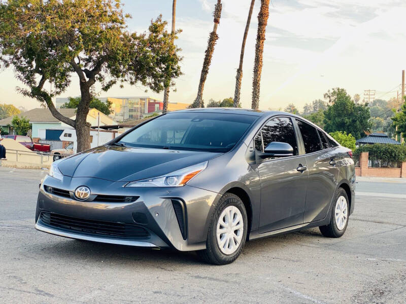 2022 Toyota Prius LE