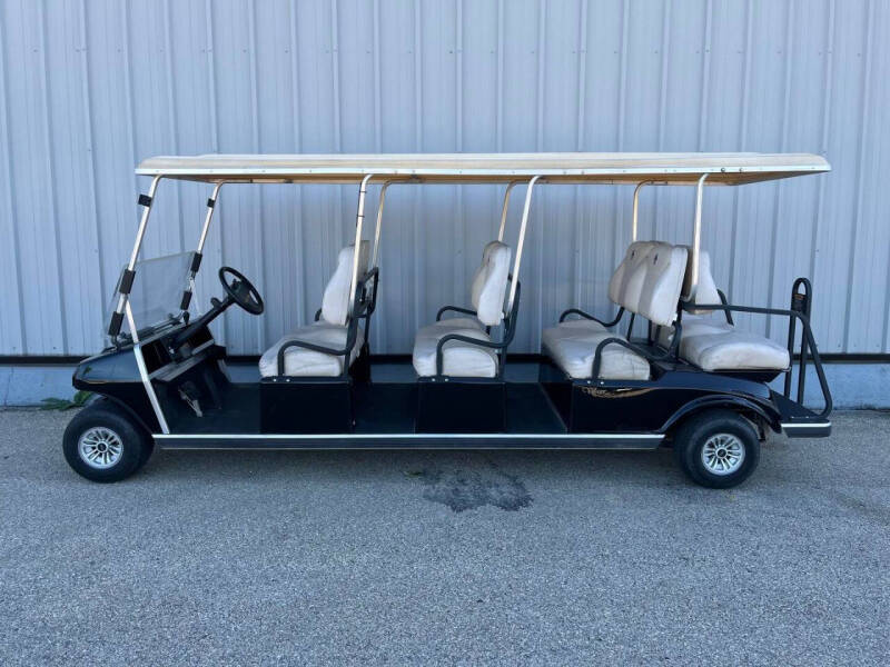 2019 Club Car Villager 8 Gas for sale at Jim's Golf Cars & Utility Vehicles - Reedsville Lot in Reedsville WI