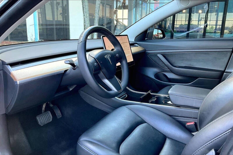 2020 Tesla Model 3 Standard Range Plus