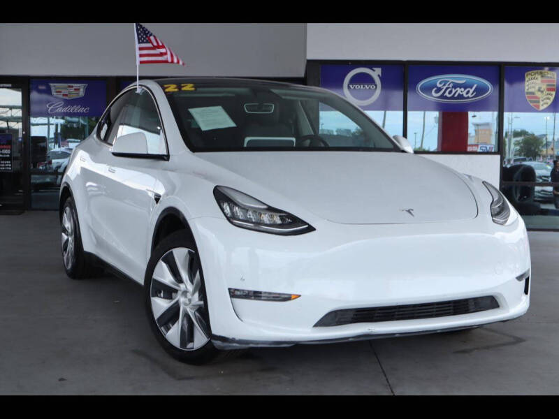 2023 Tesla Model Y Long Range