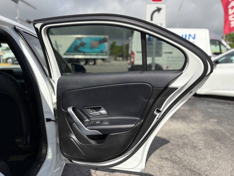 2019 Mercedes-Benz A-Class A 220