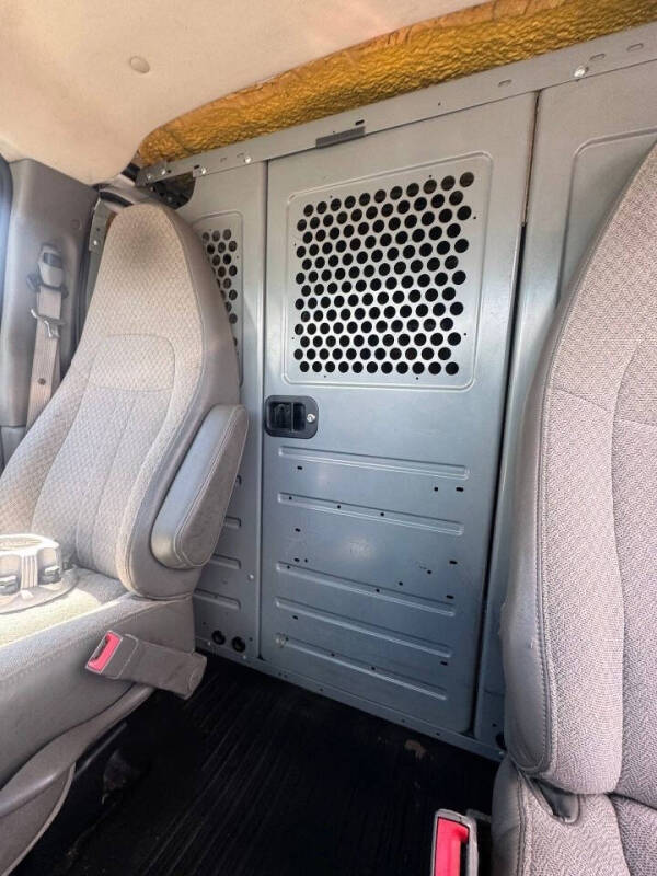 2015 GMC Savana 2500
