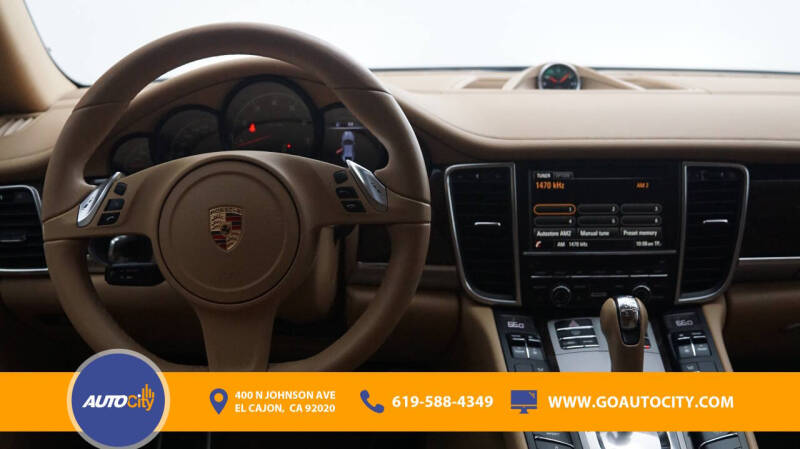 2015 Porsche Panamera