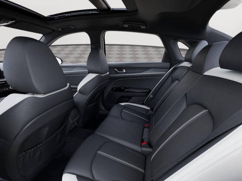 2026 Kia K5