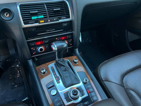 2015 Audi Q7 3.0T quattro Premium Plus