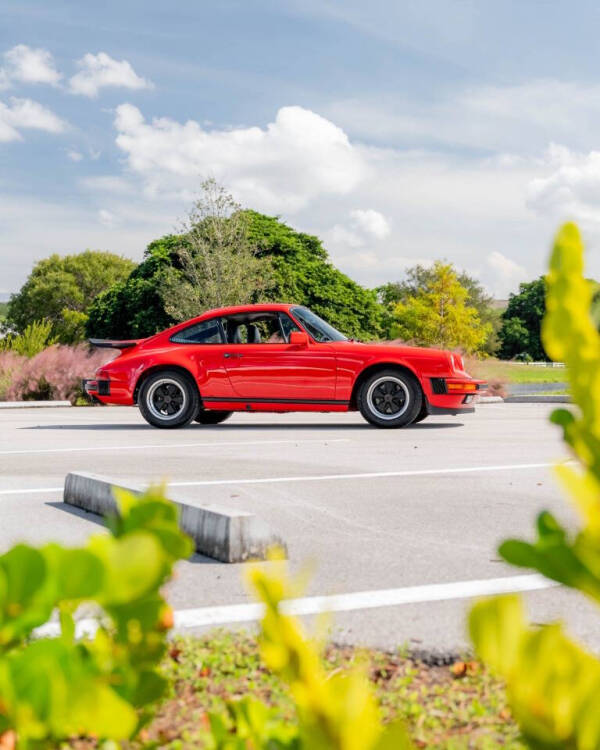 1986 Porsche 911 Carrera