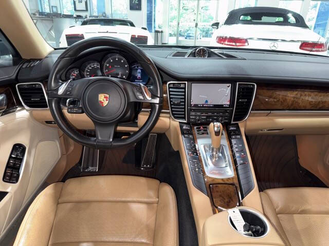 2015 Porsche Panamera