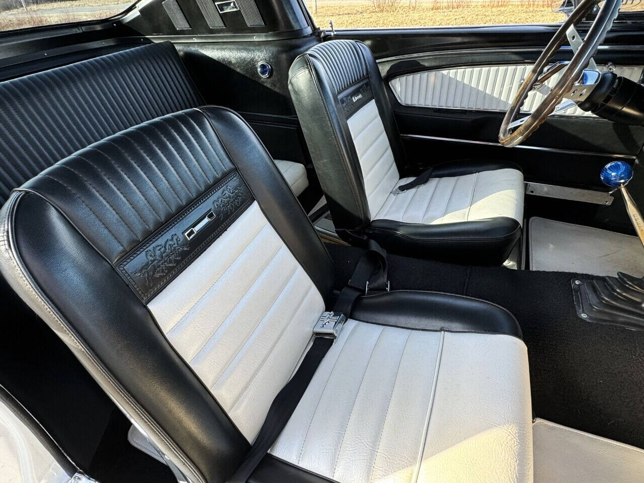 1965 Ford Mustang 47