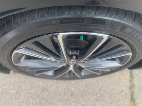 2023 Toyota Prius LE