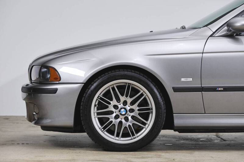 2003 BMW M5