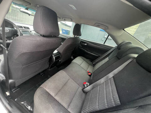 2015 Toyota Camry LE