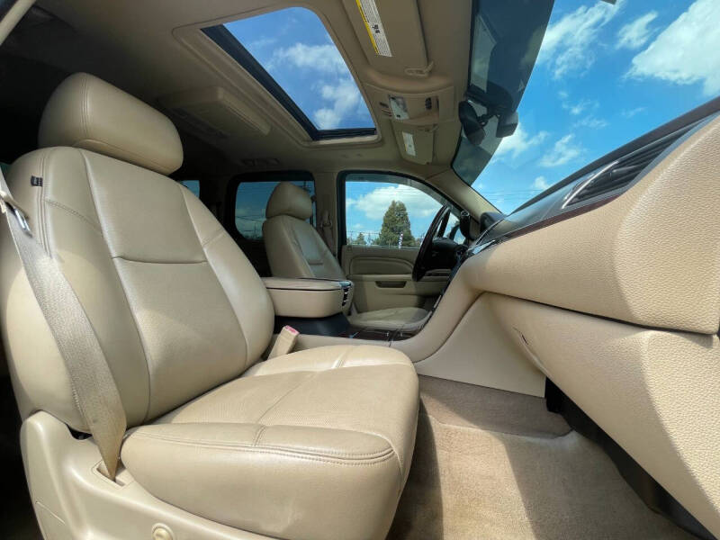 2014 Cadillac Escalade Premium