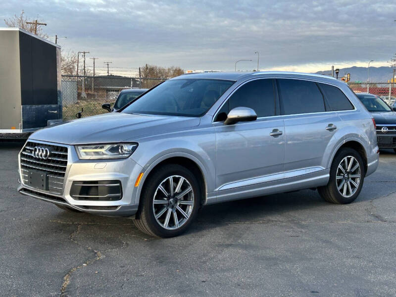 2017 Audi Q7 Premium Plus's photo
