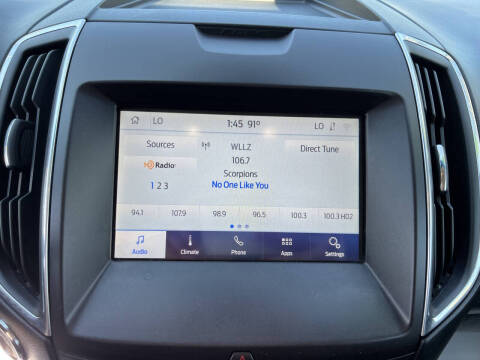 2020 Ford Edge Titanium