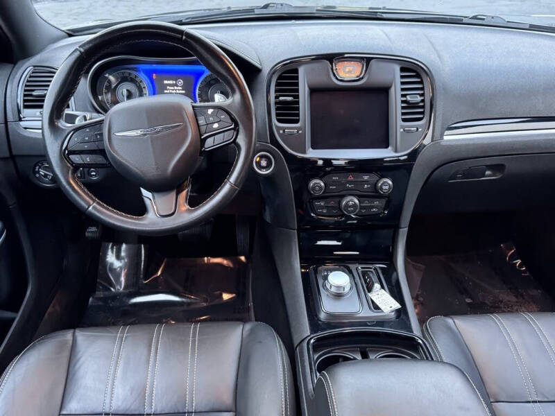 2021 Chrysler 300 S V6