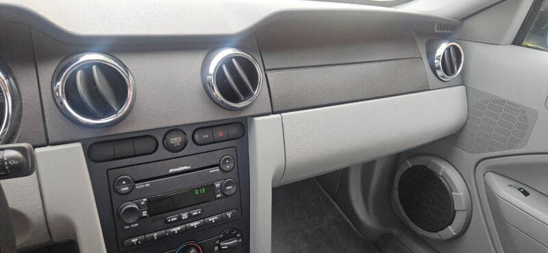 2007 Ford Mustang V6 Premium