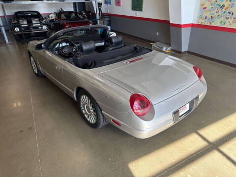 2004 Ford Thunderbird Deluxe