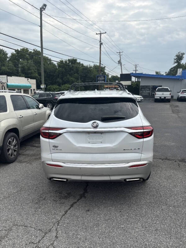 2018 Buick Enclave Essence